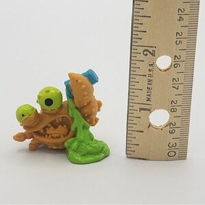 The Ugglys Pet Shop Series 1‎ Grossest Clawful Crab